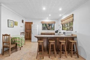 2-Bedroom House with Pool