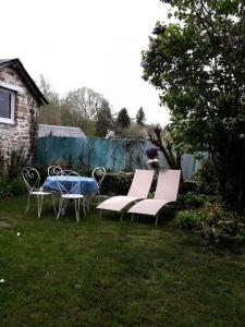 Appartements Gite de France a Albussac 3 epis - Gite de France 2 personnes 614 : photos des chambres