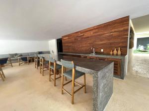 IIK: Stylish Condo Retreat in Tulums Heart