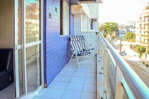 Apto 3Qts Cond. c piscina a 600m da Praia CEE202