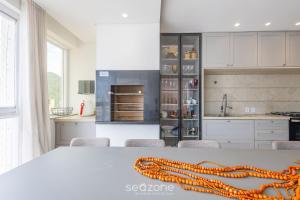 Apto 3 suítes 280m do mar Itapema-SC VGA1002