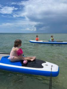 Family House with pool & sea view