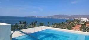 Amazing 2 bedroom condo in Golden Zone steps away from the ocean - Bucerías