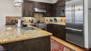 Breckenridge Vacation Rental Condo with Balcony!