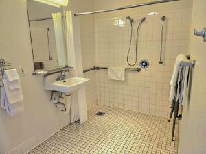 Motel 6-Palm Desert, CA - Palm Springs Area