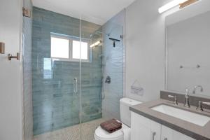 Waterfront Studio 1, Kayaks, Pool, Bay View, Wifi