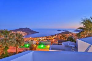 Villa Yeni with Private Pool& Sea View
