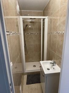 Sejours chez l'habitant Coliving - Chambre verte : photos des chambres