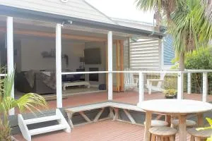 Palm Breeze at Sunset Strip - Sunset Strip