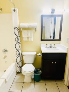 Two Room Suite with Queen and Twin plus Sofa Bed room in Classic Suites - Cleveland