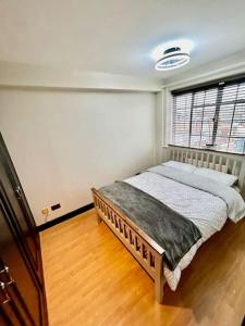 Chelsea Cloisters - One Bedroom Serviced Apartment