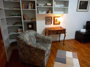 Apartments with WiFi Zagreb - 22385