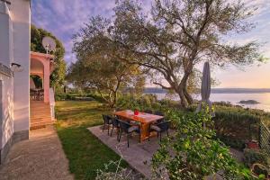 Apartments with parking space Supetarska Draga - Gonar, Rab - 22586