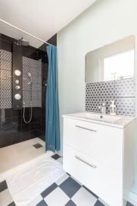 Vieux Lille : Equipped studio