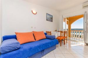 One-Bedroom Apartment with Balcony and Sea View room in Apartments with a parking space Rtina - Miocici Zadar - 13072
