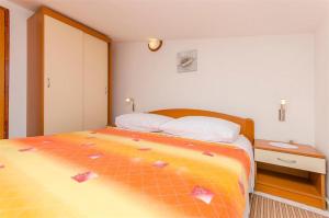 Apartments with parking space Rtina - Miocici, Zadar - 13072