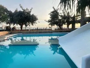 Kadilian Beach House - Cabugao