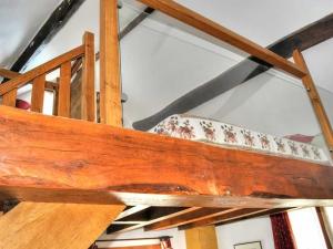 Location unique en ville, 3 niveaux avec cave voûtée et troglodytique, charme et authenticité en Touraine - FR-1-381-162
