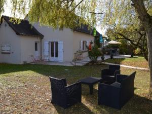 Maisons de vacances Gite Cangey, 3 pieces, 4 personnes - FR-1-381-377 : photos des chambres