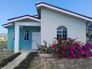 Loodik Vacation Home Brompton Manor - Bluefields