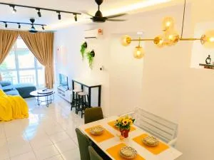 Kulai Apartment 3BR-5BR near IOI, Aeon and Senai Airport - Kampong Rantau Panjang