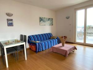 The Swallow - Apartment with Terrace Lake View