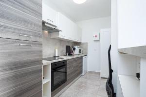 Sea & City view apartment for five persons