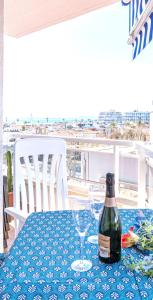 CN1-Zona Chic CLUB NAUTICO, CLIMA, 5 Minutos andando de la PLAYA, CENTRO, RESTAURANTES