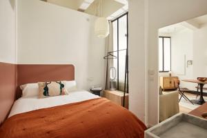 Cosy 1BR with outside space near Canal Saint Martin