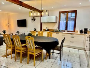 Maisons de vacances Gite de la Fontaine Charmante maison au coeur de Beblenheim - Route des vins : photos des chambres