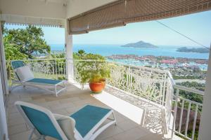 Elegant apartment in Les Mamelles, 400 m², sea view