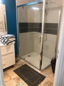Chalets Chalet authentique a Clermont-Creans avec piscine partagee : photos des chambres