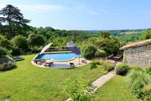 Villas Villa de 5 chambres avec piscine privee jardin amenage et wifi a La Croix Blanche : photos des chambres