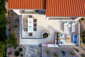 Villa Flores Adriatica