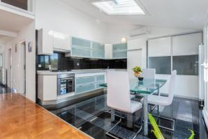 Vista Exclusive seaview