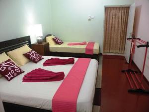 Henderson Airport Residence