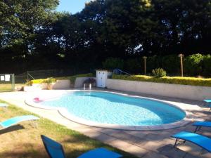 Maison charmante à Langoëlan avec piscine partagée