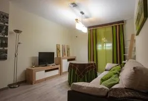 Alojamiento Santo Reino de Jaén - Electra Industrial