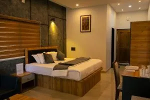 Breathe Resorts - Someshwar