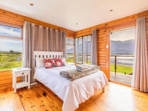 Rivers End Farm Stanford with solar energy