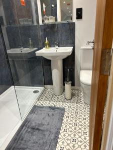 Ty Odyn. Best of Both Worlds. Rural yet Connected.