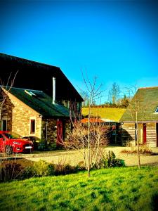 Ty Odyn. Best of Both Worlds. Rural yet Connected.