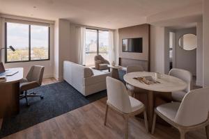 One-Bedroom King Suite room in Rydges North Sydney