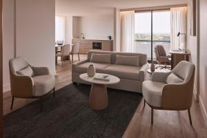 Two-Bedroom Balcony Suite room in Rydges North Sydney