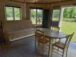 Maisons d'hotes Chalet au coeur de la nature : photos des chambres