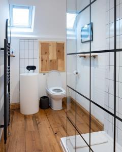 Stylish Quayside Apartment with River View