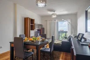 Canico City Center by Zest and Guest - Camacha