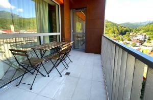 Sinaia Walter Apartment w Pool and Free Parking