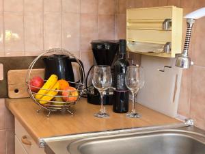 Indys Sunny Apartment