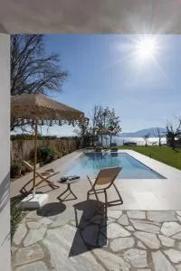 The Italian Villa Evia - Kondodhespótion